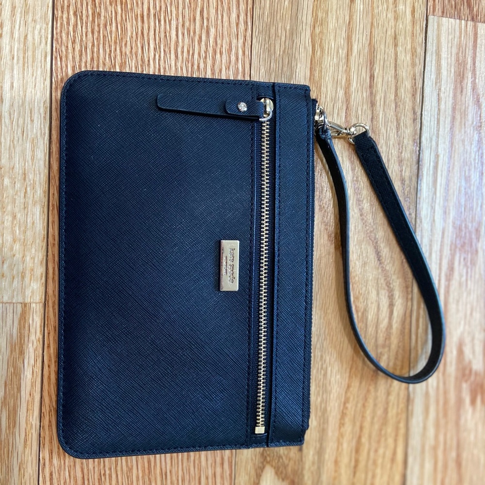 Kate Spade wristlet / wallet